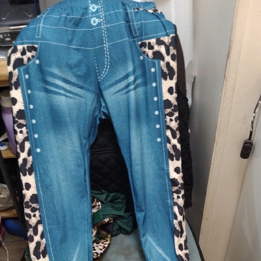Leopard Print Accent Blue Jeans